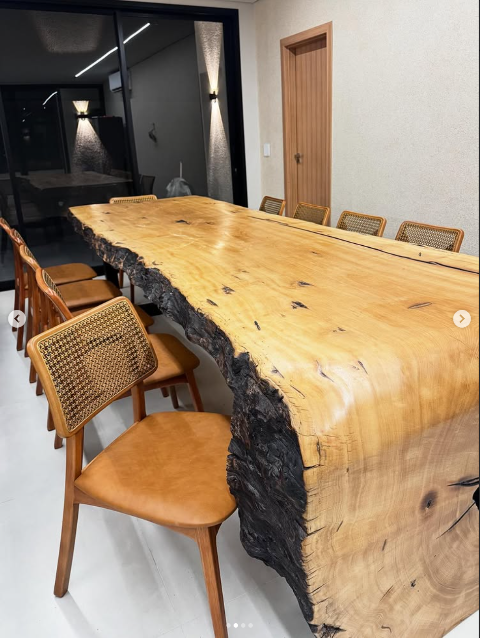 Mesa cascata design arrojado